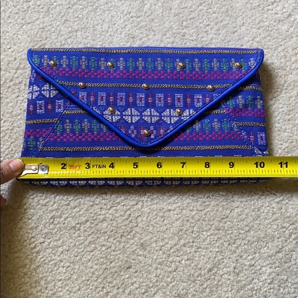 Clutch - Picture 7 of 12